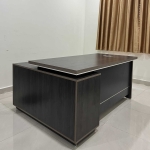 Bàn Giám Đốc Góc L Liền Hộc Tủ Tiện Lợi - BGĐ51
