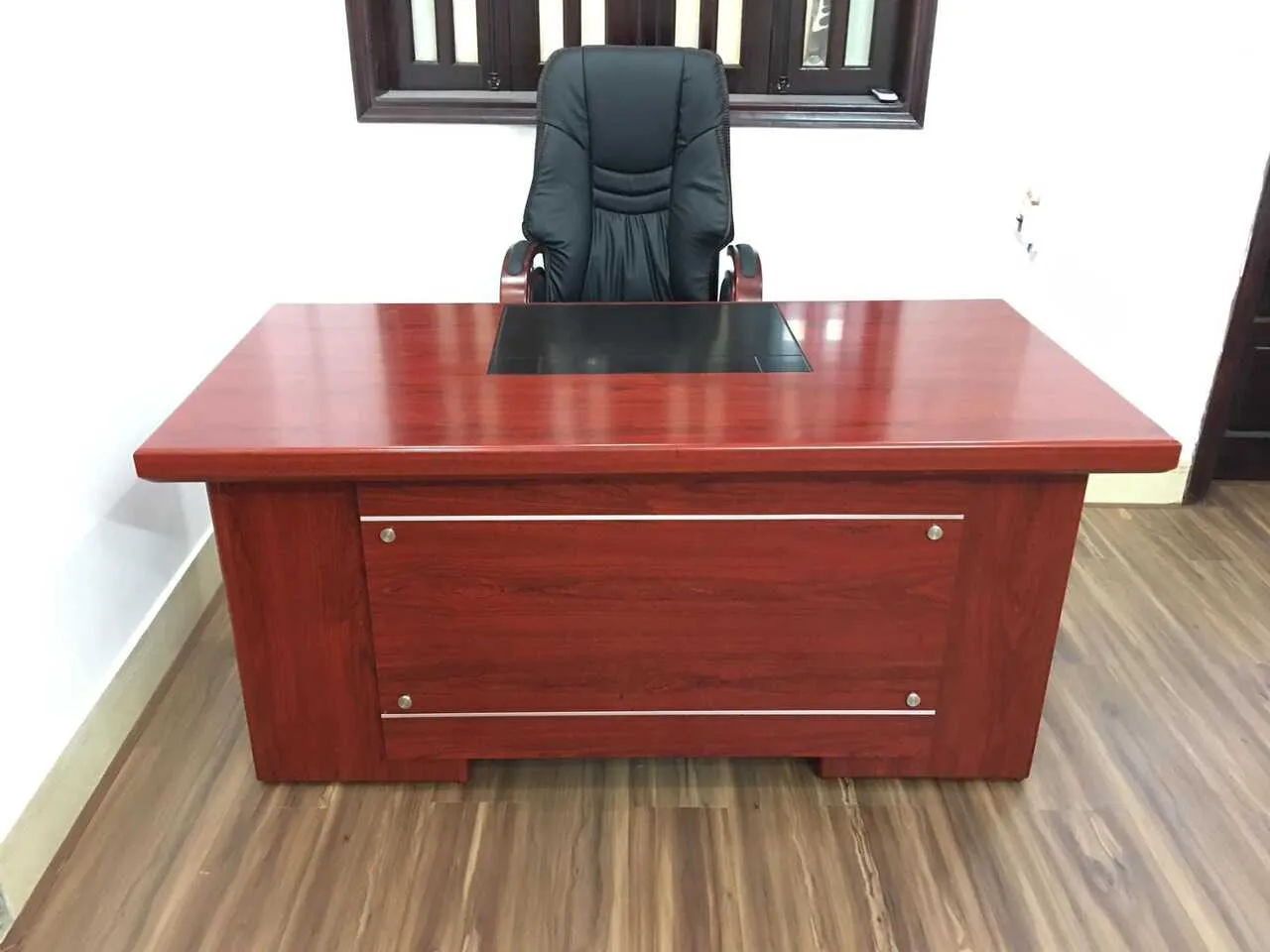 Bàn Giám Đốc 1m6 Sơn PU Có Hộc  - BGĐ88