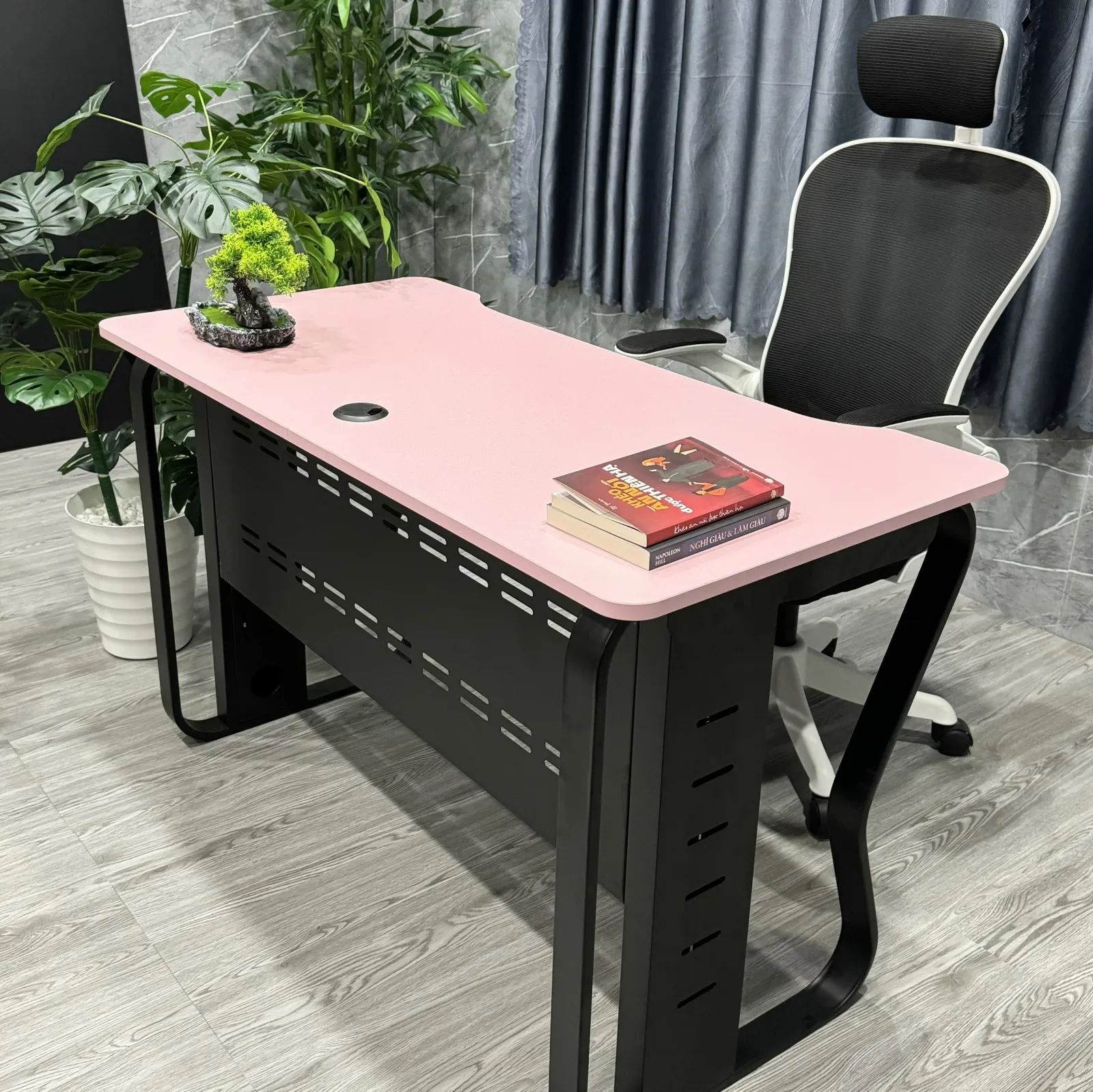 Bàn Làm Việc Chân Uốn Nhập Khẩu Hiện Đại - BLV118