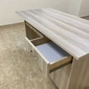 Bàn Làm Việc Gỗ Hộc Đầy Có Gác Chân - BG43