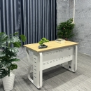 Bàn Văn Phòng Có Yếm Chân Uốn Nhập Khẩu - BLV120