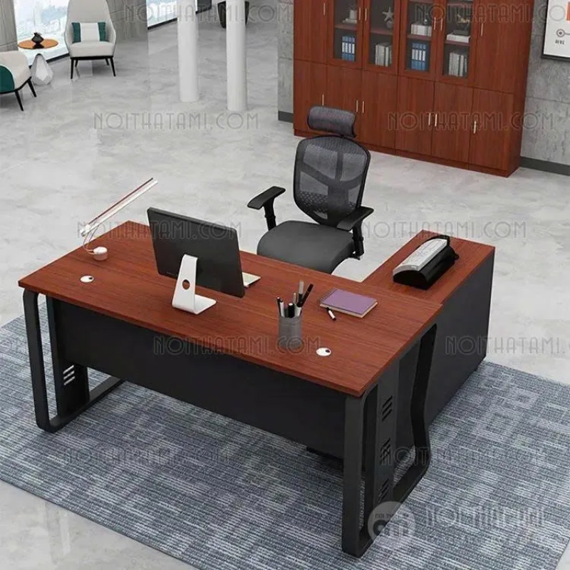 Bàn Giám Đốc Chữ L Chân Sắt Thiết Kế Tối Giản - BGD149