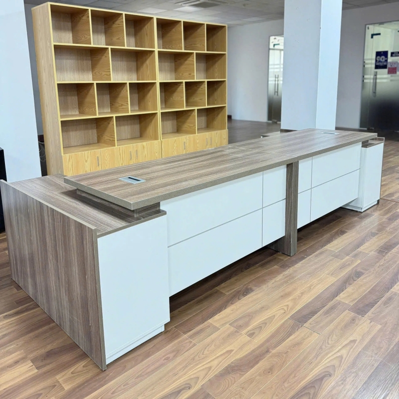 Bàn Giám Đốc Góc L Gỗ Nâu Phối Trắng Sang Trọng Tinh Tế - BGD142